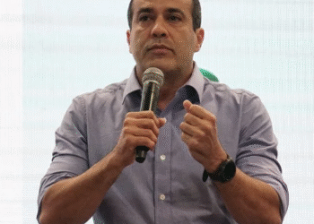 Bruno Reis critica governo e explica episódio em Salvador