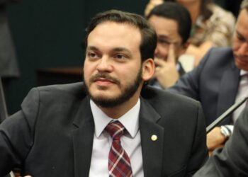 Ex-deputado federal Uldurico Jr. é preso por envolvimento em fuga de 16 detentos na Bahia