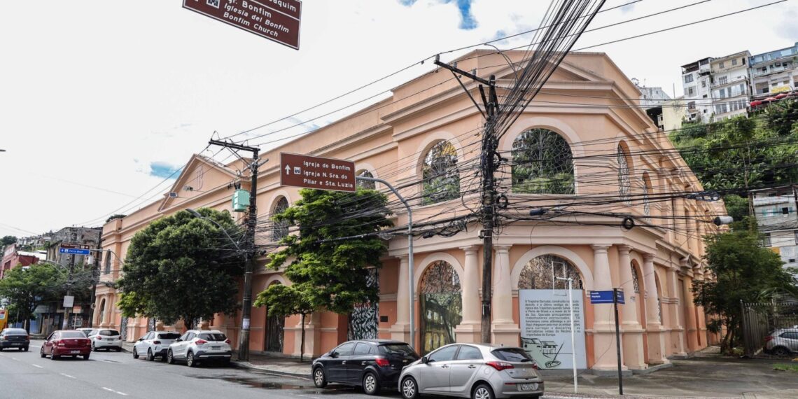 Prefeitura impulsiona produção artística com apoio ao Teatro Trapiche Barnabé por meio do Viva Cultura Salvador