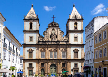 Iphan firma contrato para restauração da Igreja de Ouro