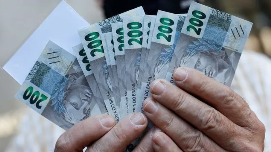 IR 2026: Receita pagará R$ 16 bi no maior lote de restituição da história