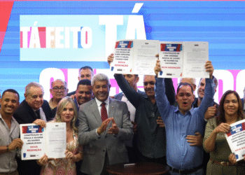 Mais de R$ 200 milhões em investimentos são anunciados para 14 municípios da Bahia