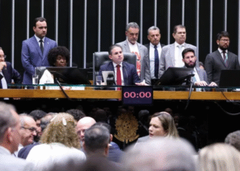 Fim da escala 6×1: veja como votaram os deputados da Bahia