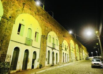 Salvador celebra marco de um ano para a Copa do Mundo Feminina com iluminação especial em monumentos da cidade