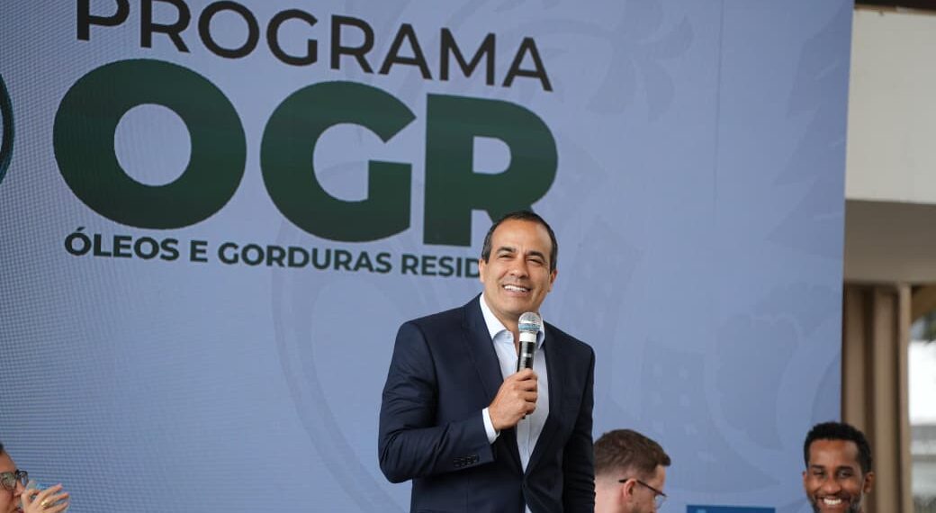 Bruno Reis anuncia antecipação dos salários e ponto facultativo no período do São João para servidores municipais