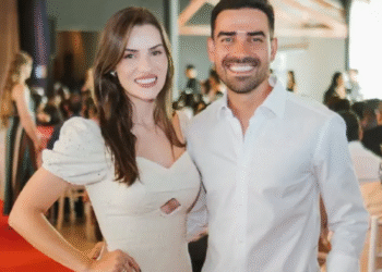 Esposa de prefeito coloca nome à disposição para concorrer a deputada estadual