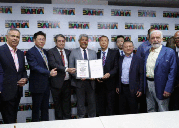 Jerônimo autoriza início de obras em terra da Ponte Salvador–Itaparica