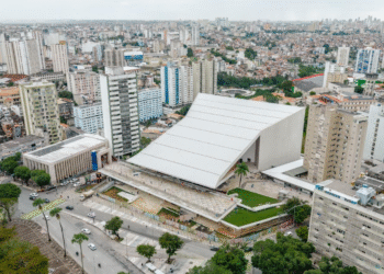 Teatro Castro Alves é reaberto com padrão internacional e valorização do patrimônio cultural