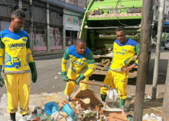 Paralisação nacional suspende serviço de limpeza urbana em Salvador nesta segunda-feira