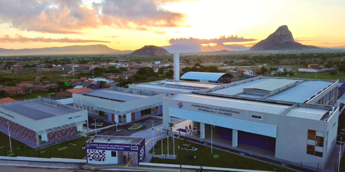 Governo anuncia investimentos de mais de R$ 211 milhões na Educação de 47 municípios