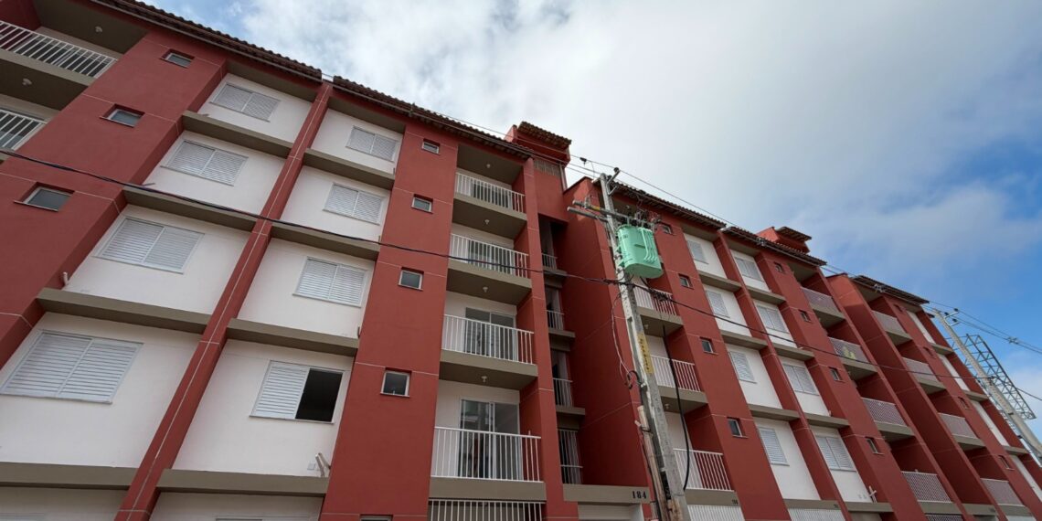 Prefeitura de Salvador entrega mais 71 unidades habitacionais do Novo Mané Dendê