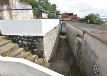 Prefeitura inaugura pacote de contenções no Alto da Terezinha e alcança 607 encostas protegidas