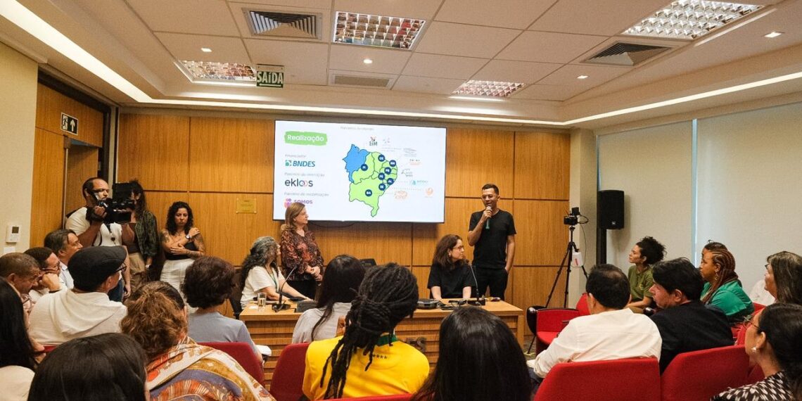 BNDES lança edital para fortalecer organizações sociais da Bahia