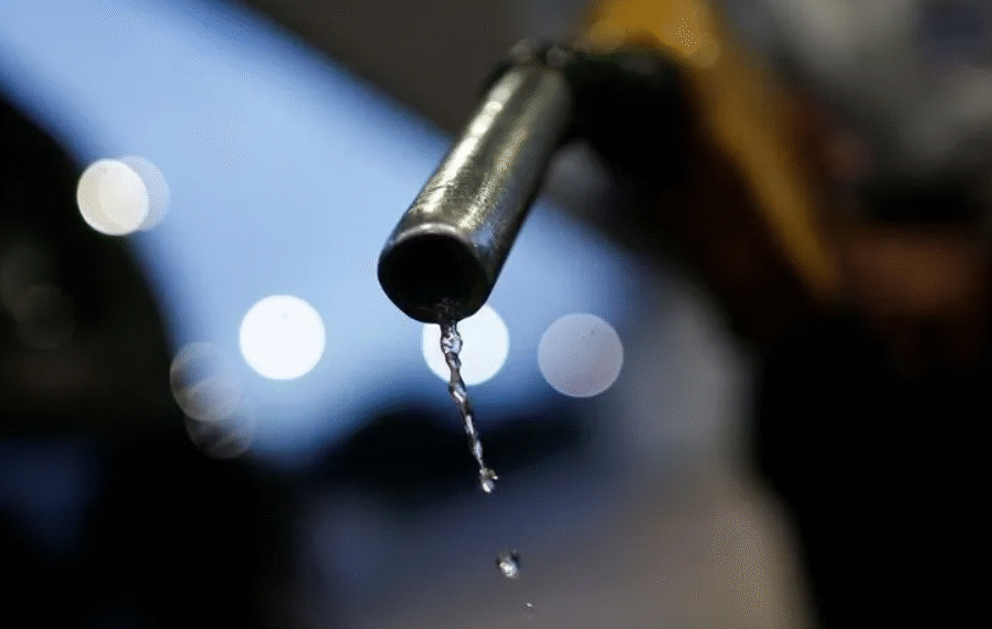 Gasolina pode ficar R$ 0,03 mais barata com aumento da mistura de etanol