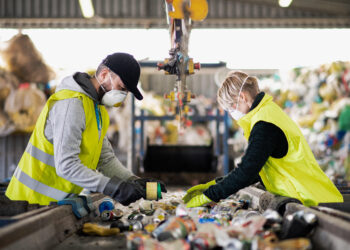 Novo decreto impulsiona demanda por plástico reciclado e acelera adaptação da cadeia de embalagens