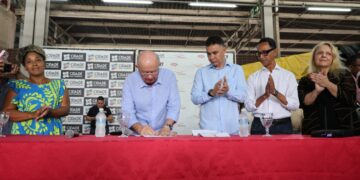 Prefeitura de Feira isenta todos os permissionários do Shopping Popular de pagar aluguel até o fim de 2028