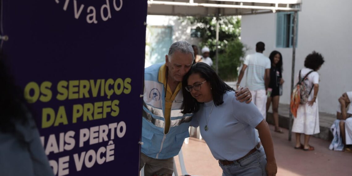 Primeira edição do Viver Salvador Terreiros leva diversos serviços público à Casa Oxumarê