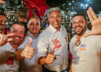 Jerônimo convoca Baixo Sul para “avermelhar” Feira de Santana e receber Lula