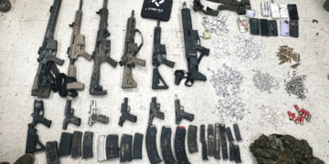 BPATAMO intercepta bonde de faccionados e apreende fuzis, carabina, espingarda e pistolas