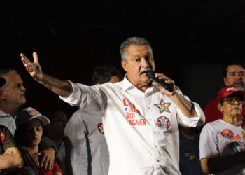 Em Carinhanha, Rui diz que governar exige coragem e objetividade