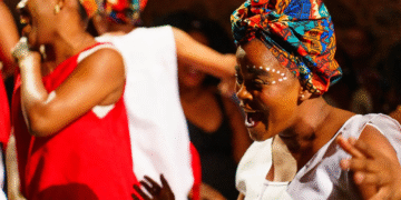 Cia Suburbando de Teatro faz última apresentação de “Mwana Erê” em Plataforma