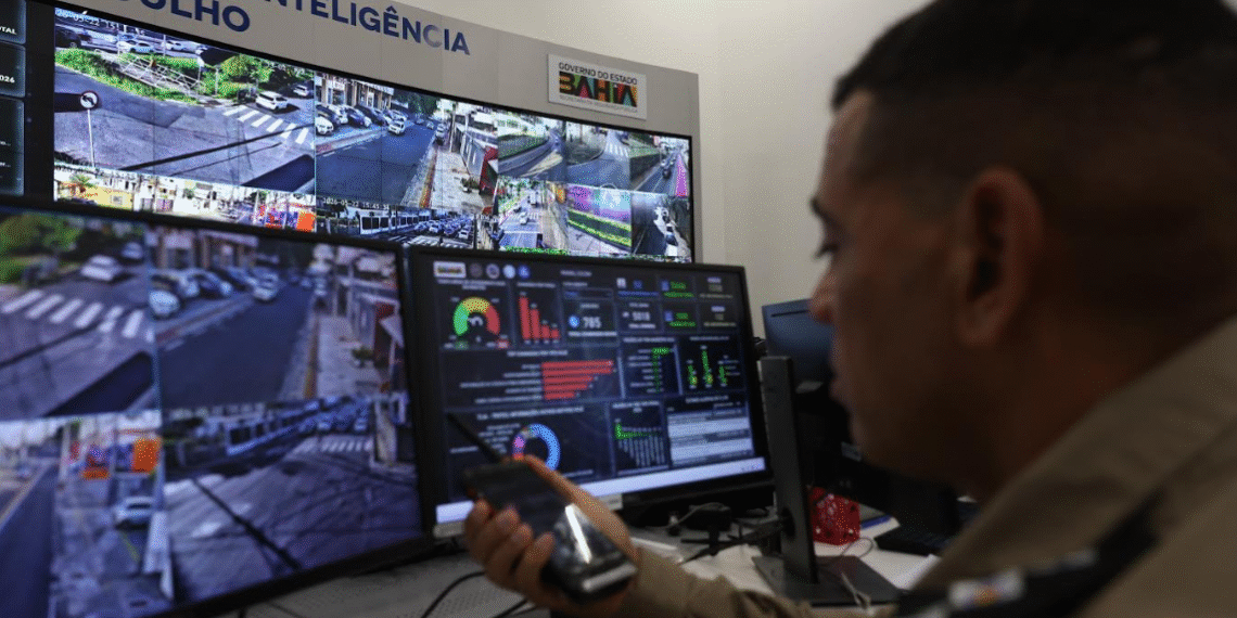 Foragido por roubo é preso em Irecê após alerta do Reconhecimento Facial da SSP