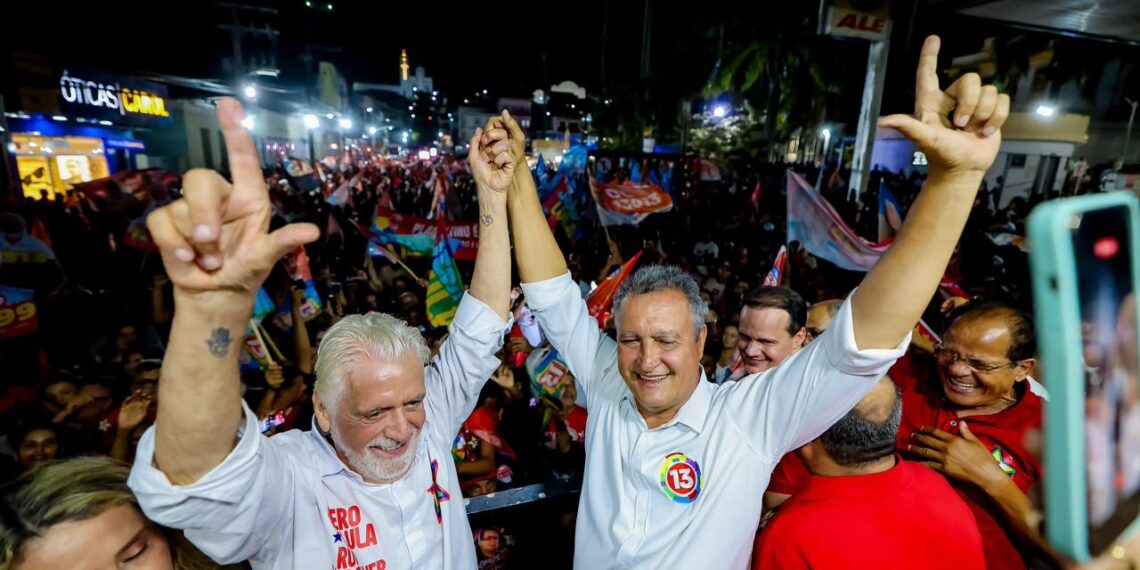Rui pede voto casadinho com Wagner e reforça: “Tem que votar duas vezes, uma vez em cada candidato”