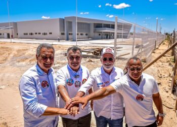 Em Remanso, Wagner e Rui exaltam chegada de Policlínica e IF Baiano: ‘Parceria entre Lula e Jerônimo’