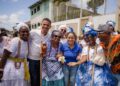 Prefeita Debora Regis acompanha cortejo na Micareta de Portão e destaca valorização da cultura do município