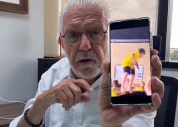 Dia das Crianças: Wagner resgata vídeo de menino com arma nas eleições e diz que Flávio despreza futuro da nova geração
