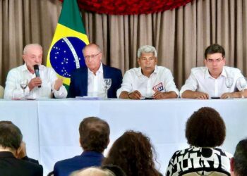 Jerônimo convoca aliados para reduzir abstenção e ampliar votação de Lula na Bahia