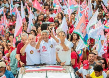 Jerônimo cita mobilização nas ruas e confiança na vitória no 1º turno