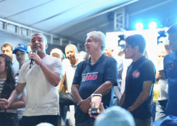 Prefeito de Santo Estêvão critica Jerônimo e afirma que ACM Neto é referência em gestão