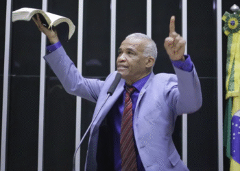Pastor Sargento Isidório é reeleito deputado federal mais votado da Bahia