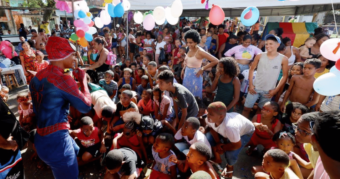 Projeto Criança Feliz realiza festa gratuita para crianças no Subúrbio Ferroviário de Salvador
