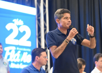 Em Conquista, Neto diz que Flávio fará obras prometidas pelo PT