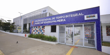 Rede estadual de ensino da Bahia cede 775 escolas para votação, neste domingo