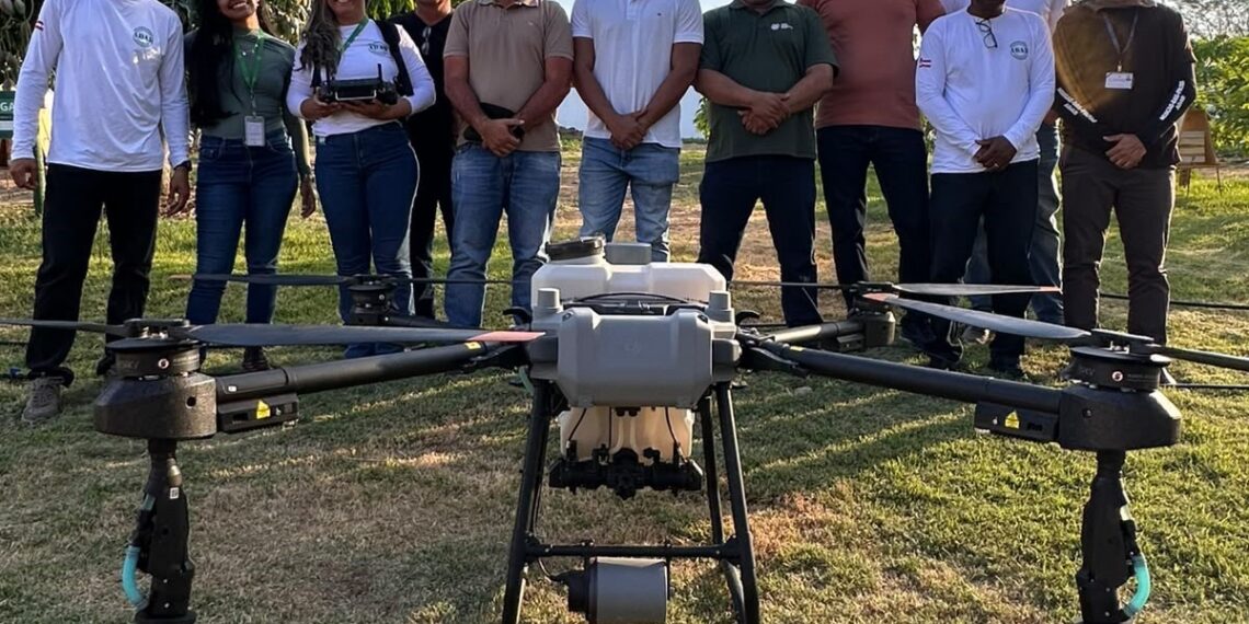 ADAB conclui capacitação de servidores para operação de drones na Defesa Vegetal