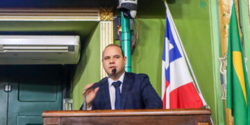 Randerson Leal vai solicitar CEI para investigar ônibus retidos