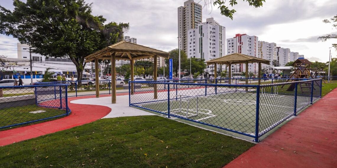 Parque do Imbuí ganha 140 árvores, quiosques e lazer