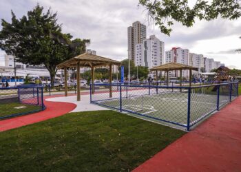 Parque do Imbuí ganha 140 árvores, quiosques e lazer