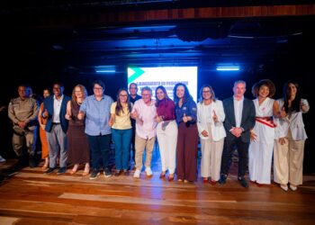 Camaçari lança programa e convênio para ampliar cirurgias pelo SUS